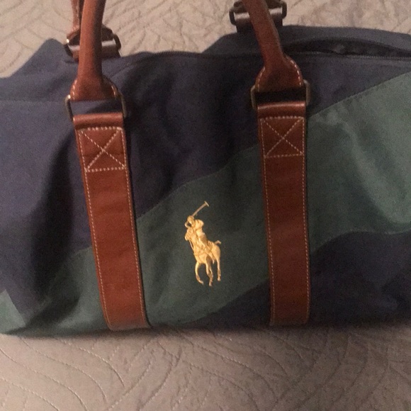 Polo Ralph Lauren duffel bag. - Picture 2 of 3